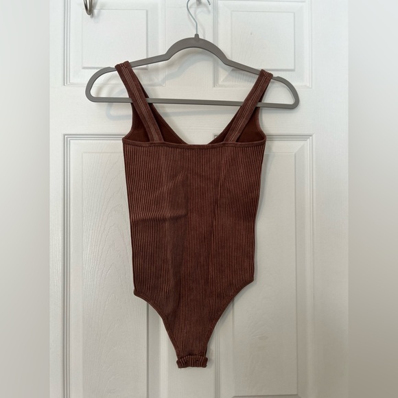 Brown Ribbed Bodysuit - Picture 2 of 2